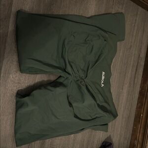 Aurora Women's Green Leggings